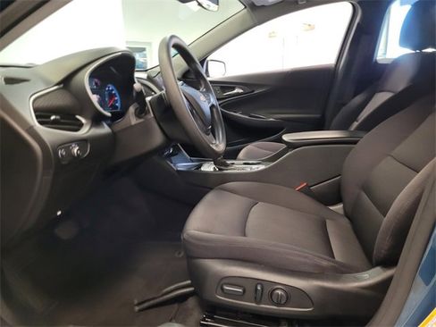 Used 2024 Chevrolet Malibu LT image 9