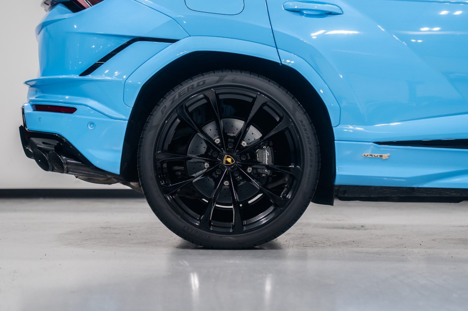 Used 2024 Lamborghini Urus S AWD/4WD image 44