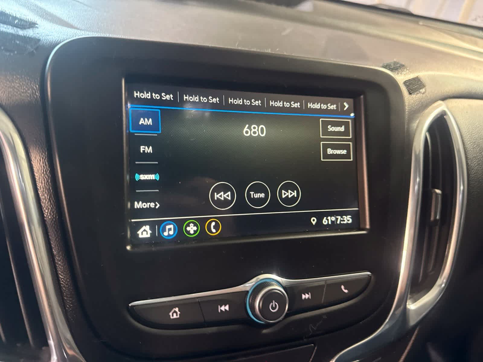 Used 2019 Chevrolet Equinox LT AWD/4WD image 24