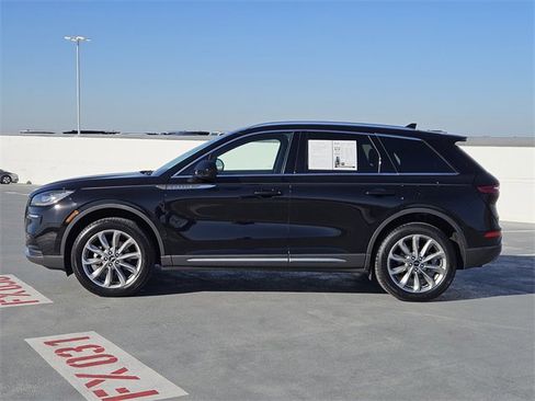 Certified 2022 Lincoln Corsair AWD w/ Premium Package image 4