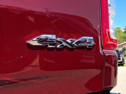 Used 2022 RAM 1500 Big Horn AWD/4WD image 31