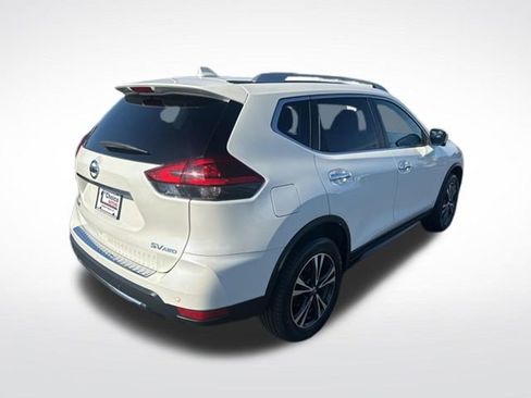 Used 2020 Nissan Rogue SV w/ Premium Package AWD/4WD image 5