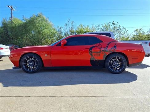 Used 2023 Dodge Challenger R/T Scat Pack image 4