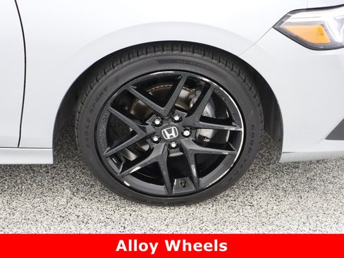 Used 2024 Honda Civic Sport image 5