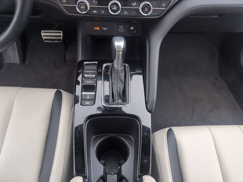 Used 2023 Acura Integra A-Spec image 18