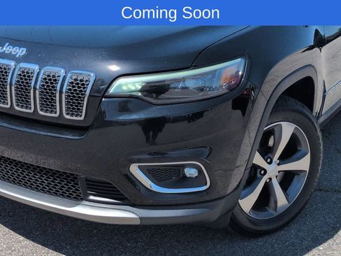 Used 2019 Jeep Cherokee Limited AWD/4WD image 10