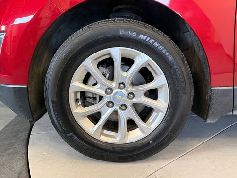 Used 2021 Chevrolet Equinox LT FWD image 25