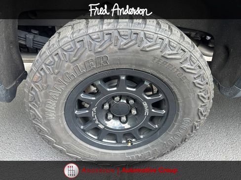 Used 2024 GMC Sierra 1500 AT4X w/ AT4X AEV Edition AWD/4WD image 17
