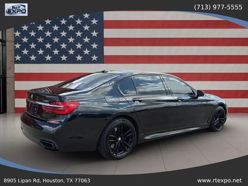 Used 2018 BMW 740i RWD image 10