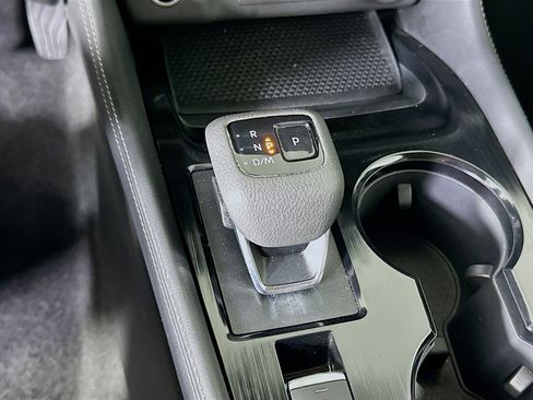 Used 2023 Nissan Rogue SL image 24