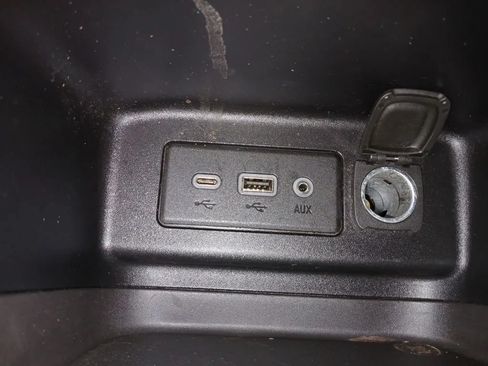 Used 2019 Chevrolet Equinox LS w/ LS Convenience Package FWD image 34