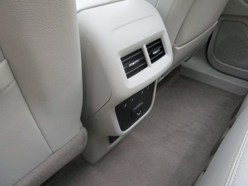 Used 2024 GMC Terrain Denali w/ Denali Premium Package AWD/4WD image 21