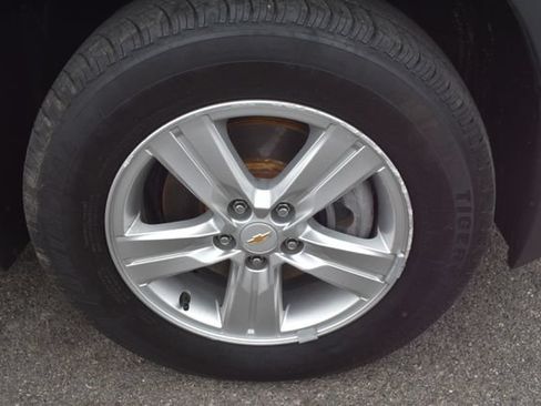 Used 2019 Chevrolet Trax LT w/ LT Convenience Package AWD/4WD image 42