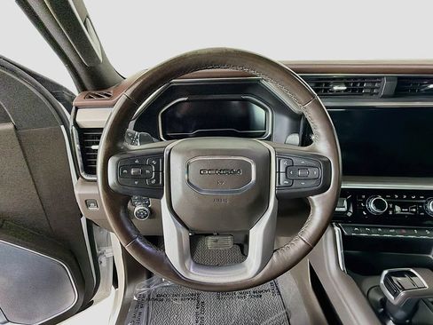Used 2023 GMC Sierra 1500 Denali AWD/4WD image 35