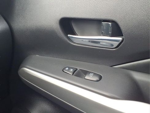 Used 2020 Nissan Kicks SR w/ SR Premium Package image 22