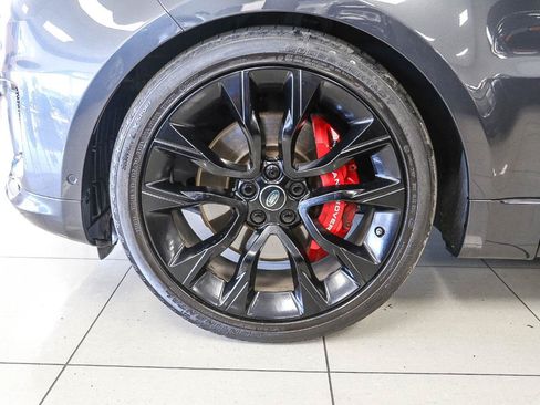 Used 2019 Land Rover Range Rover Sport HST AWD/4WD image 28