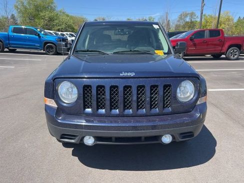 Used 2015 Jeep Patriot High Altitude FWD image 2