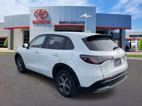 Used 2023 Honda HR-V EX-L image 8