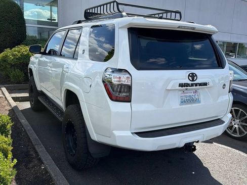 Used 2021 Toyota 4Runner Trail Special Edition AWD/4WD image 4