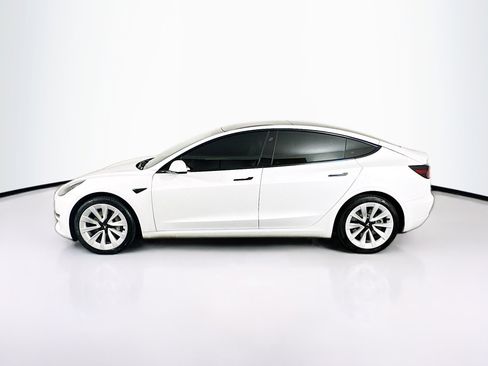 Used 2022 Tesla Model 3 Long Range image 4