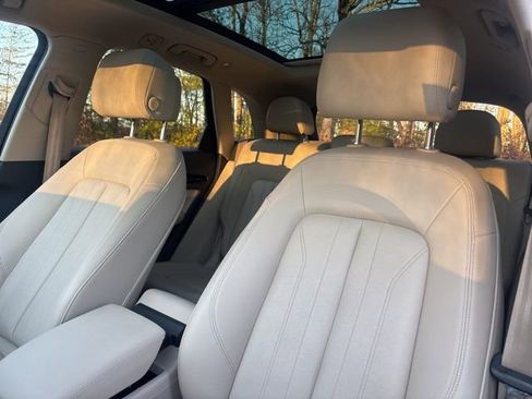 Used 2018 Audi Q5 2.0T Premium Plus w/ Premium Plus Package image 11