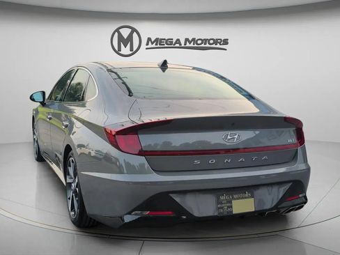 Used 2022 Hyundai Sonata SEL Plus w/ Preferred Accessory Package FWD image 5