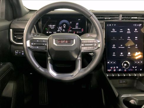 Used 2025 GMC Terrain Elevation AWD/4WD image 5
