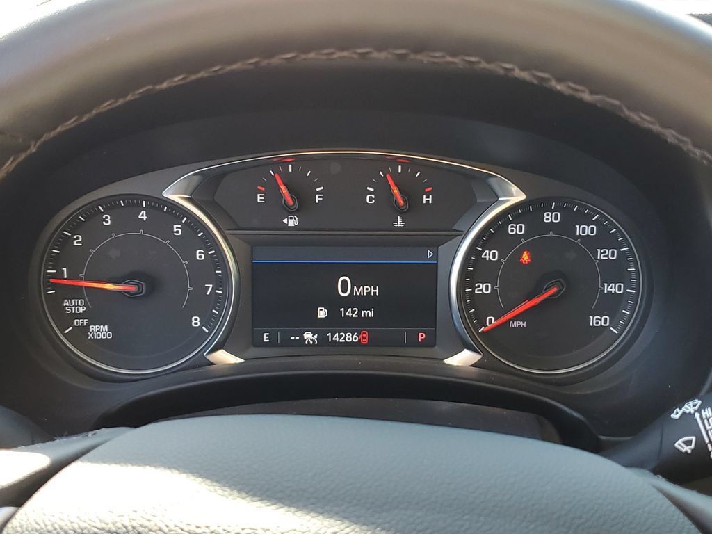 Used 2024 GMC Terrain SLT w/ LPO, Floor Liner Package AWD/4WD image 23