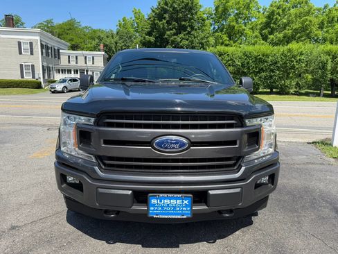 Used 2018 Ford F150 XLT w/ Equipment Group 302A Luxury AWD/4WD image 2