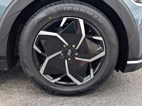 Certified 2024 Hyundai Ioniq 5 SE RWD image 8