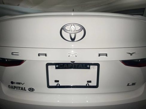 Used 2025 Toyota Camry LE w/ Convenience Package FWD image 26