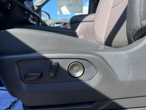 New 2026 Chevrolet Suburban LS w/ LPO, Dark Essentials Package image 13