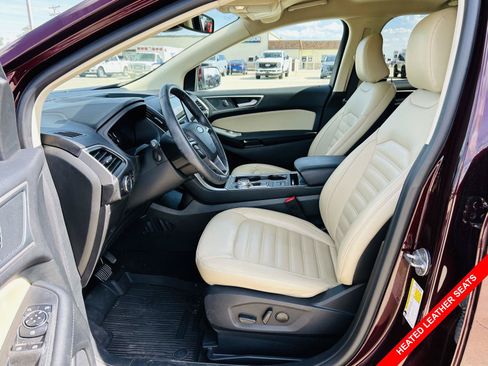 Used 2024 Ford Edge SEL w/ Convenience Package AWD/4WD image 3