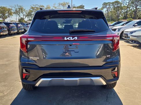 New 2026 Kia Seltos S image 7