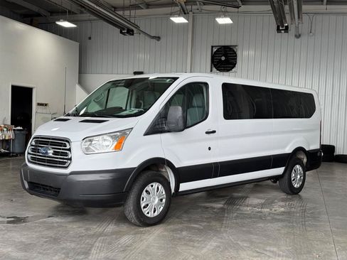 Used 2019 Ford Transit 350 XLT RWD image 24