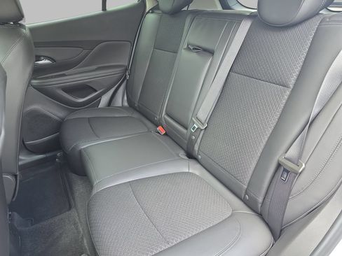 Certified 2022 Buick Encore Preferred w/ Safety Package FWD image 14