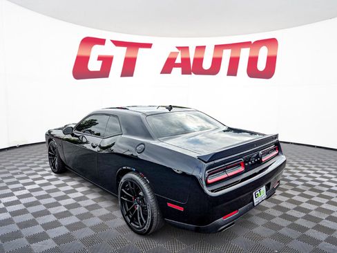 Used 2023 Dodge Challenger SRT Hellcat image 5