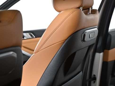Used 2024 BMW X5 xDrive40i AWD/4WD image 29