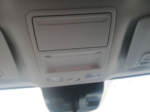 New 2025 Ford Maverick XL image 32