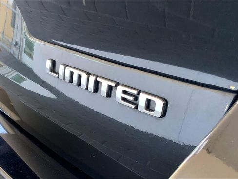 Used 2021 Jeep Grand Cherokee L Limited image 10