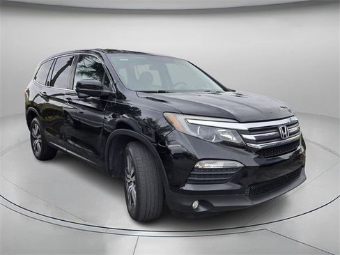 Used 2017 Honda Pilot EX-L image 4