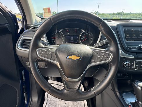 Used 2019 Chevrolet Equinox LT FWD image 25