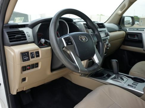 Used 2012 Toyota 4Runner SR5 RWD image 14
