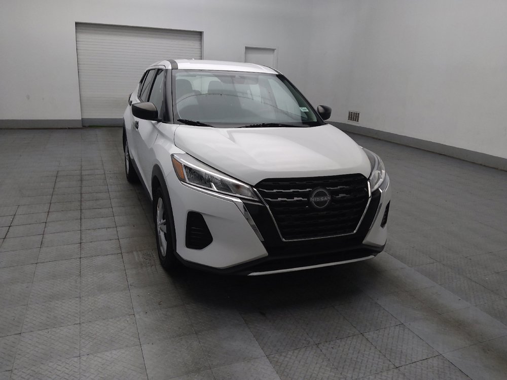 Used 2023 Nissan Kicks S FWD image 13