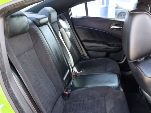 Used 2017 Dodge Charger R/T RWD image 15