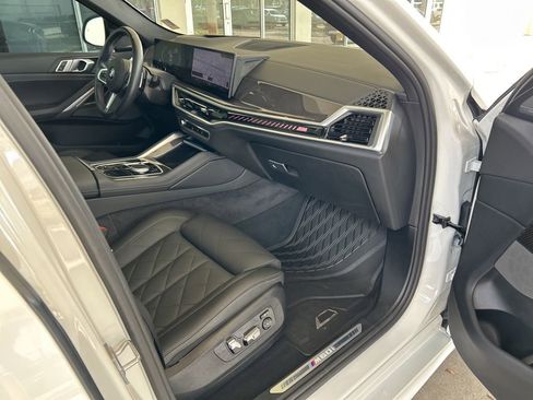 Used 2024 BMW X6 M60i w/ Climate Comfort Package image 27