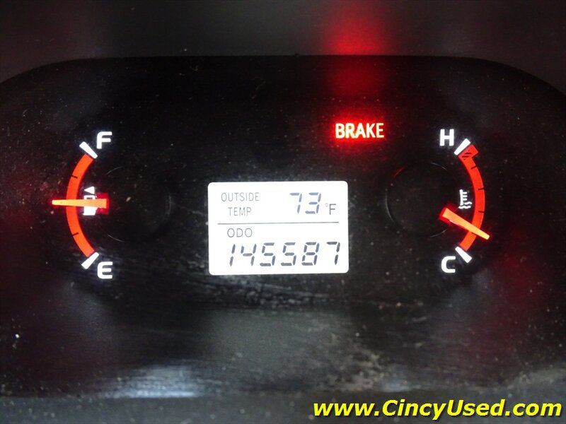 Used 2010 Toyota Matrix S w/ Sport Pkg FWD image 23
