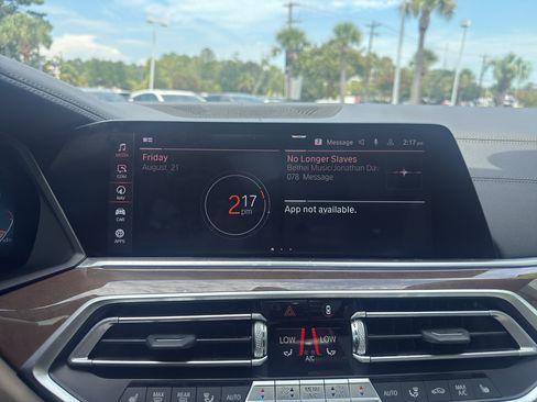 Used 2020 BMW X5 xDrive40i w/ M Sport Package AWD/4WD image 20