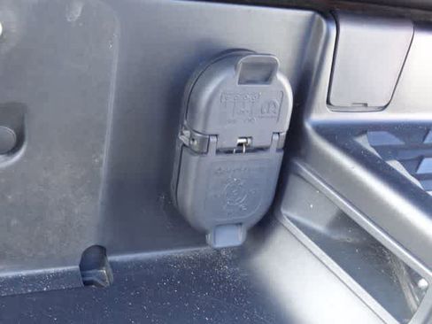 Used 2023 RAM 1500 Big Horn image 23