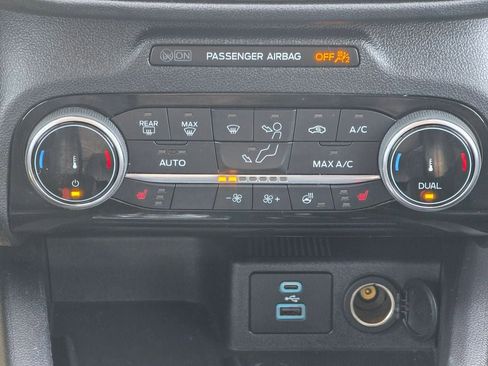 Used 2022 Ford Escape SEL w/ SEL Stealth AWD Package image 14